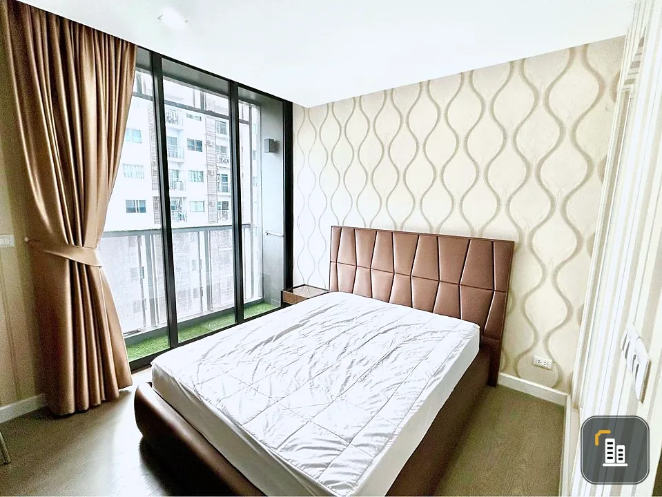 For rent A Space ID Asoke-Ratchada, clean room, good feng shui, comes with a large bed, very comfortable to sleep on, don't miss out on booking.