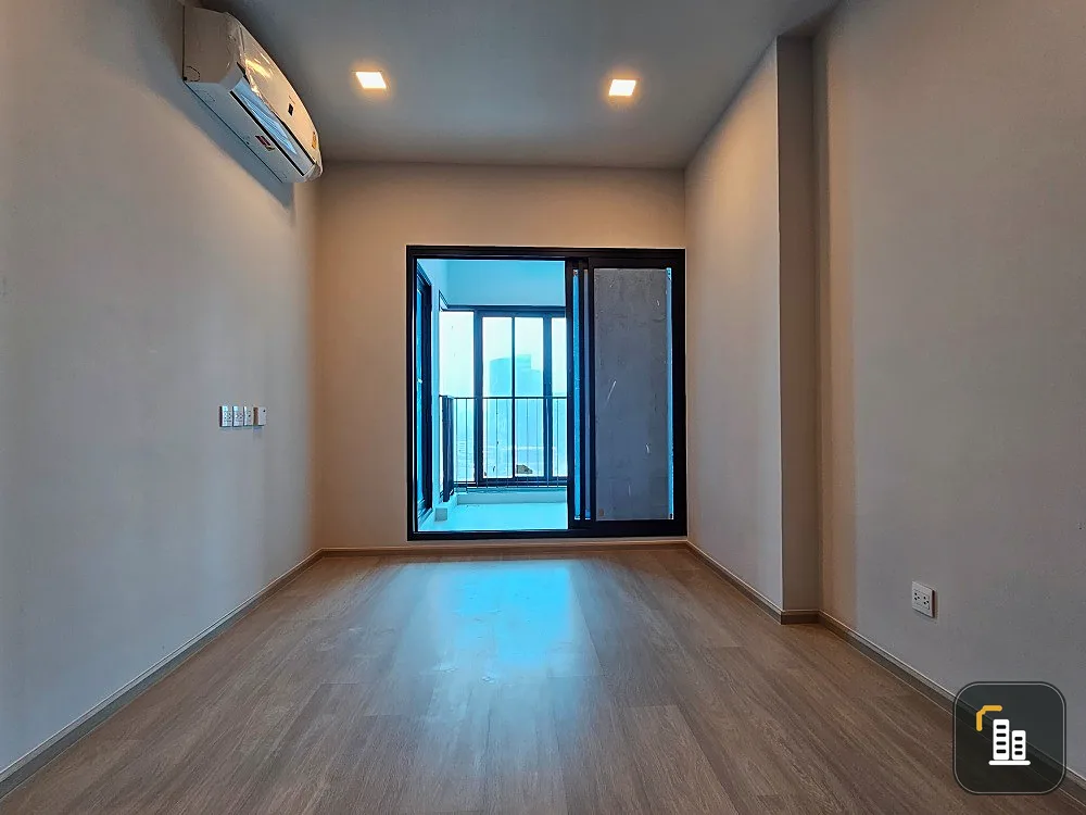 For sale: Life Phahon-Ladprao, 27th floor, garden view, good atmosphere, empty room, those who like to decorate rooms should definitely not miss this.
