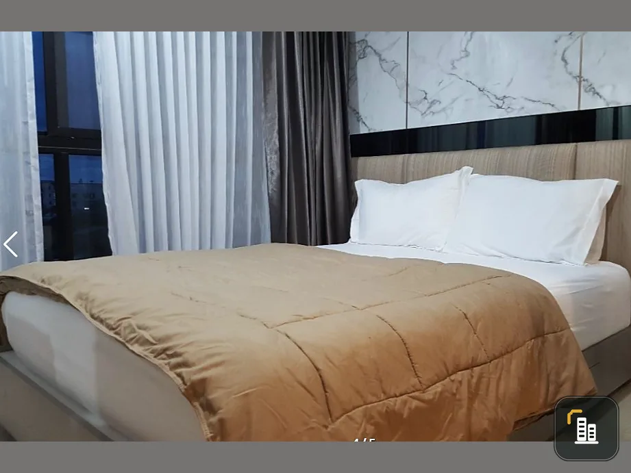 Condo for sale: The Excel Groove, fully furnished, fully decorated, just bring your bags and come!
