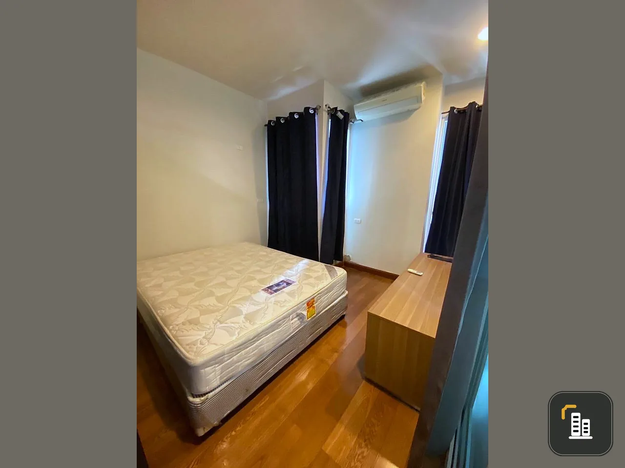 For rent!! Condo The Address Chidlom, 14th floor, luxury condo in the heart of the city, ready to move in. Hurry and book now!!