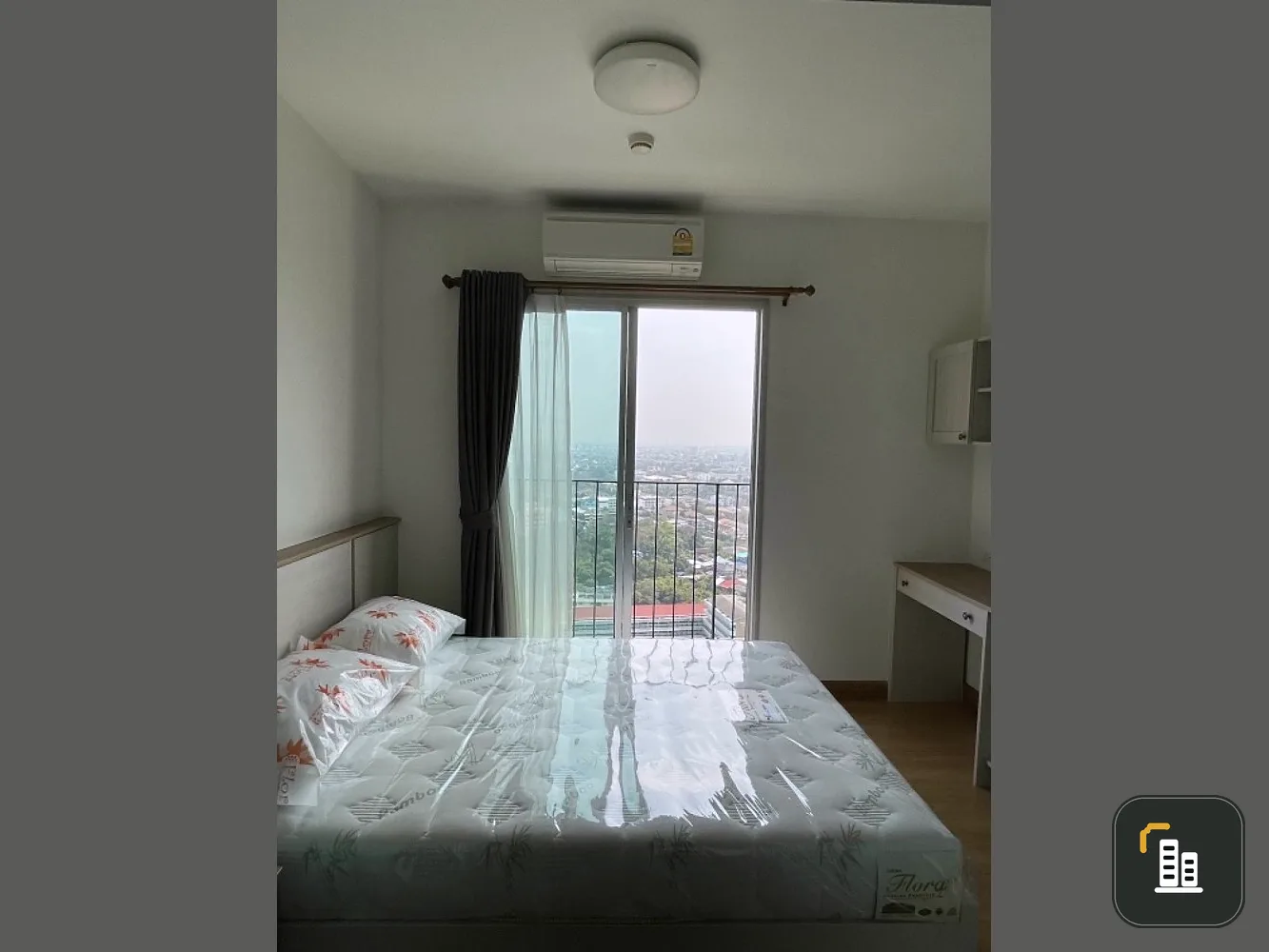 For sale: Chapter One Modern Dutch, 25th floor, fountain view. Interested in owning one? Hurry and reserve now. Don't wait.
