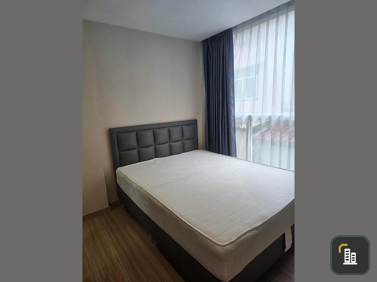 For sale: Chateau In Town at Charansanitwong 96/2, 2nd floor, not high, decorated nicely, fully furnished, hurry and reserve.