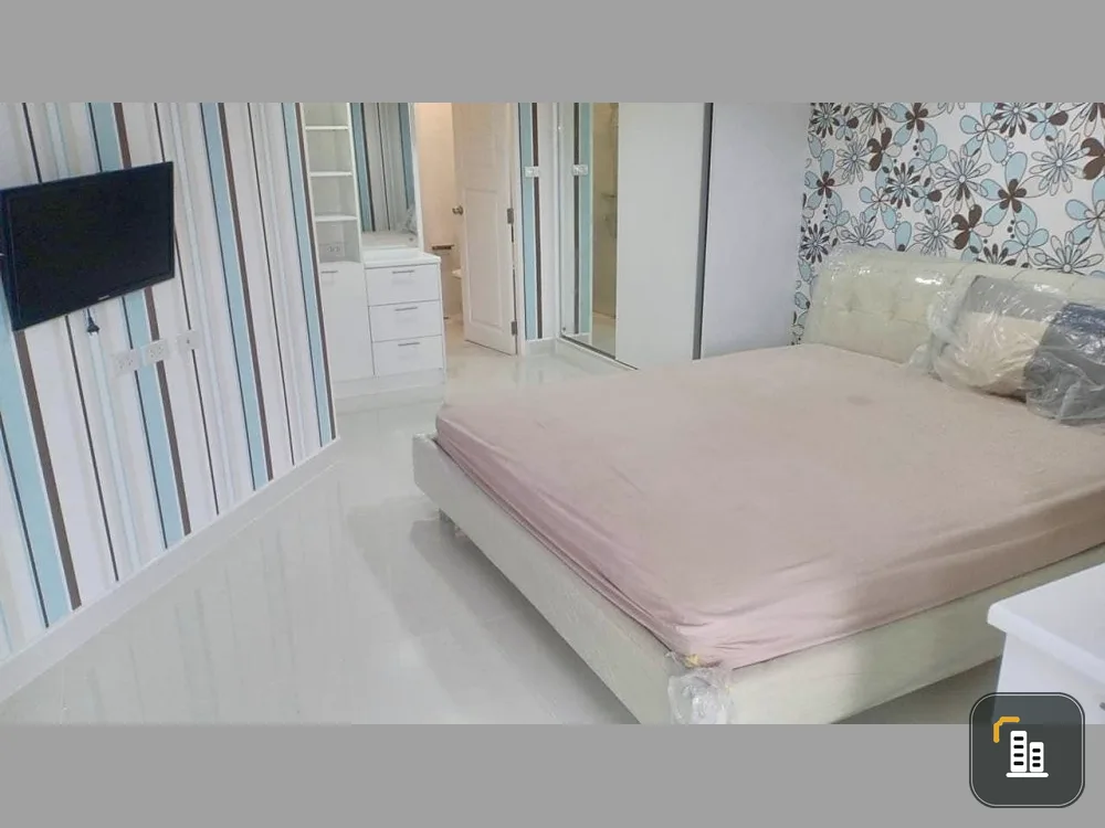For rent: The Waterford Diamond Sukhumvit 30/1, corner room, large size, good wallpaper, book now!