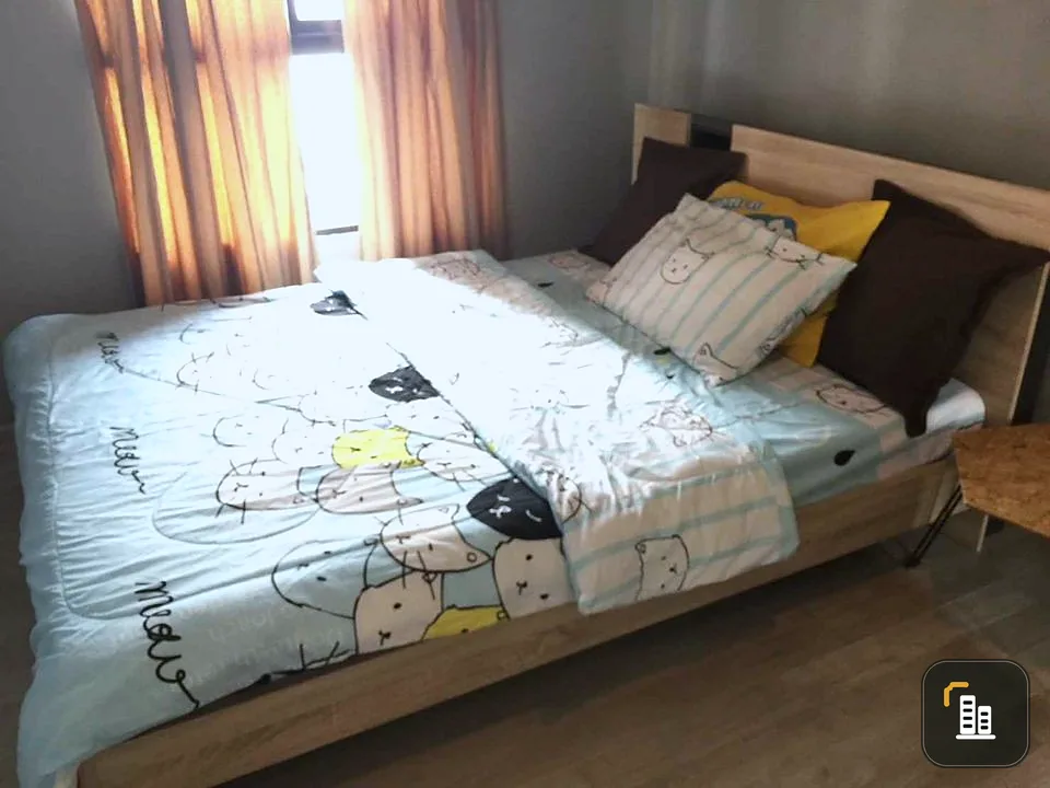 For sale, for rent, Plum Condo Central Station, fully furnished, built-in wardrobe, must reserve now.