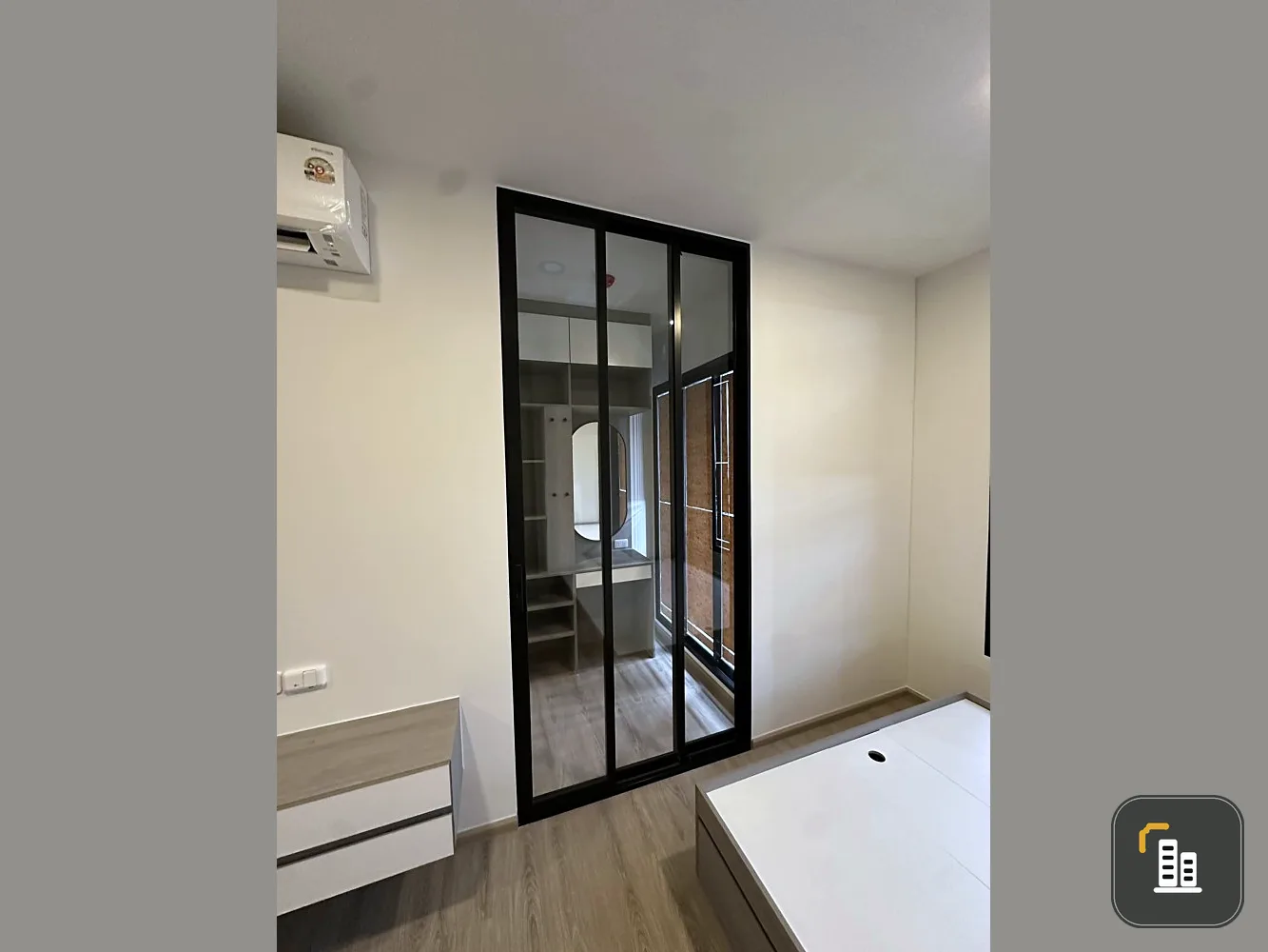 For sale: Origin Plug & Play Nonthaburi Station, view of the electric train looking down to a swimming pool, very beautiful, good atmosphere.