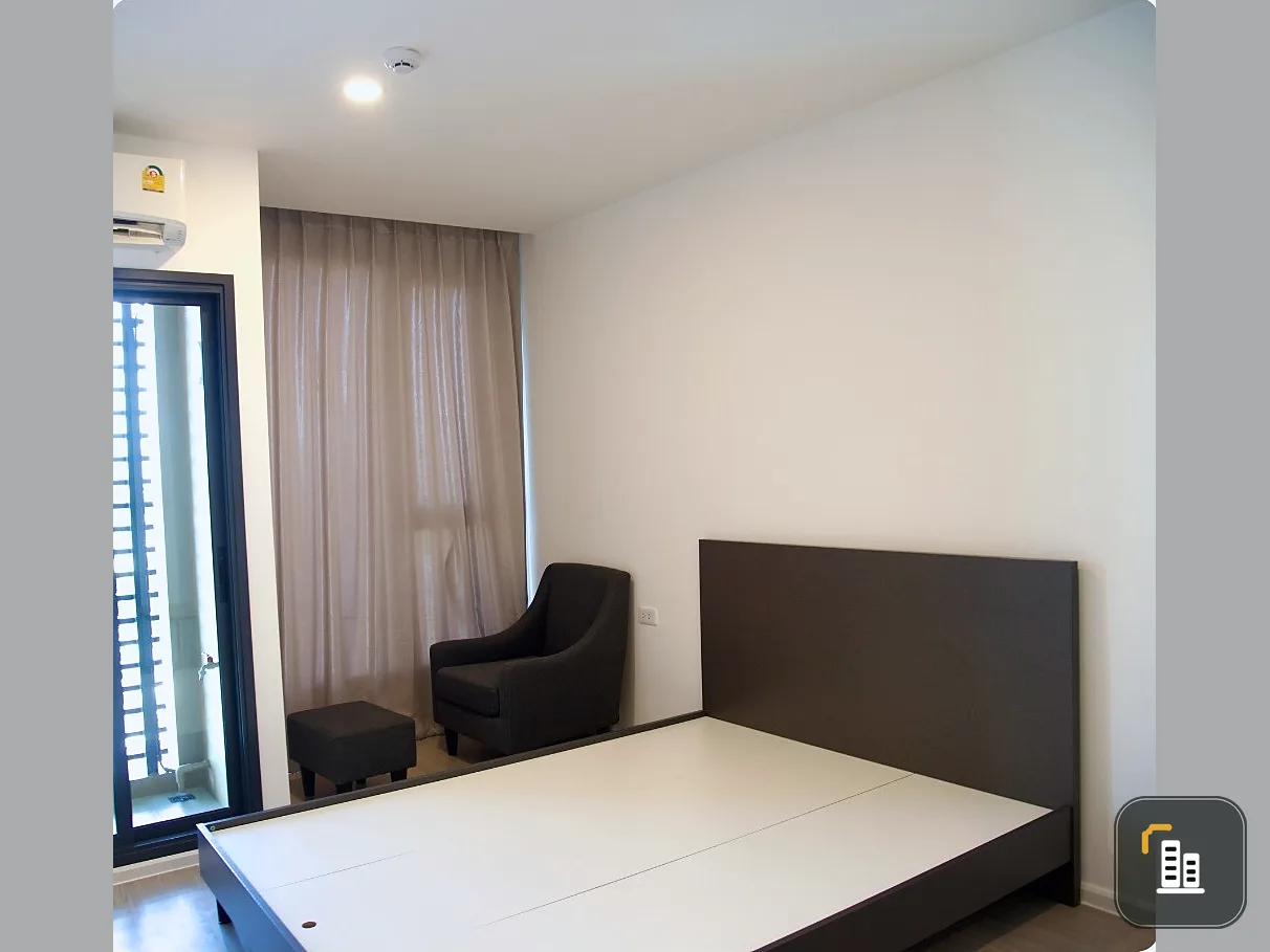 For rent: Denim Chatuchak, simply decorated, looks very minimalist, complete with amenities, must arrange.