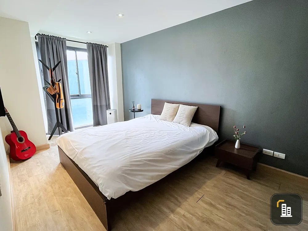 For sale: Socio Reference 61, 5th floor, spacious room, comfortable, fully furnished, book now, don't miss out.