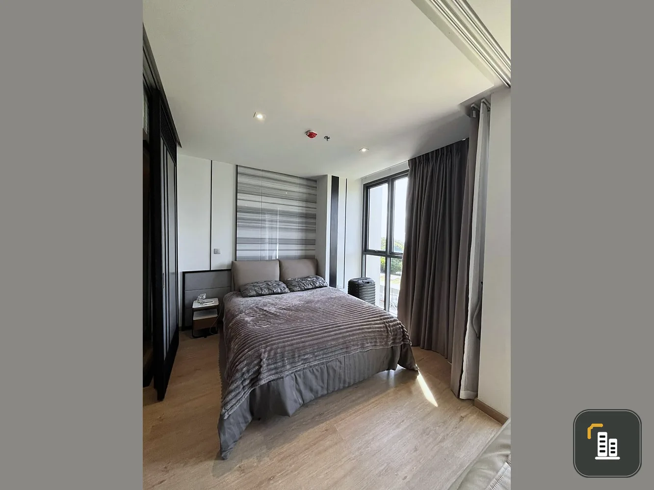 For rent Andromeda Pattaya (South Pattaya) Bedroom with balcony with sunset and sea view. Don't miss it.
