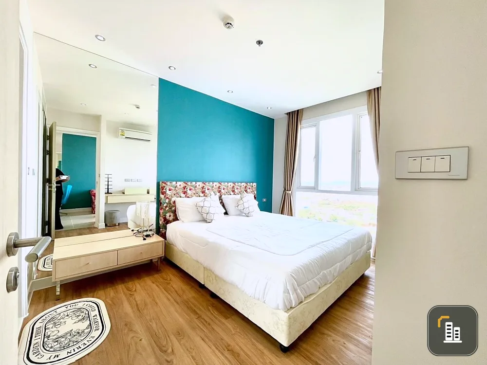 For rent: Grand Caribbean Resort Pattaya (South Pattaya), high floor, beautiful room, nice to live in, great view, if you don't book, you'll miss out.