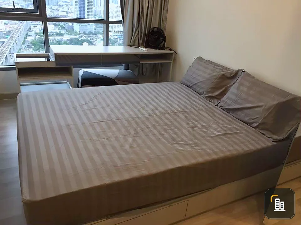 For rent: Niche Pride Taopoon, 34th floor, high floor, not noisy, good wind, Chao Phraya curve view, bring your bags and move in right away.