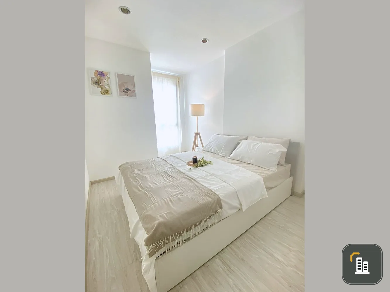 For sale, for rent, Ideo Mobi Wong Sawang Interchange, north facing, cool and comfortable, decorated in a minimalist style, very livable.
