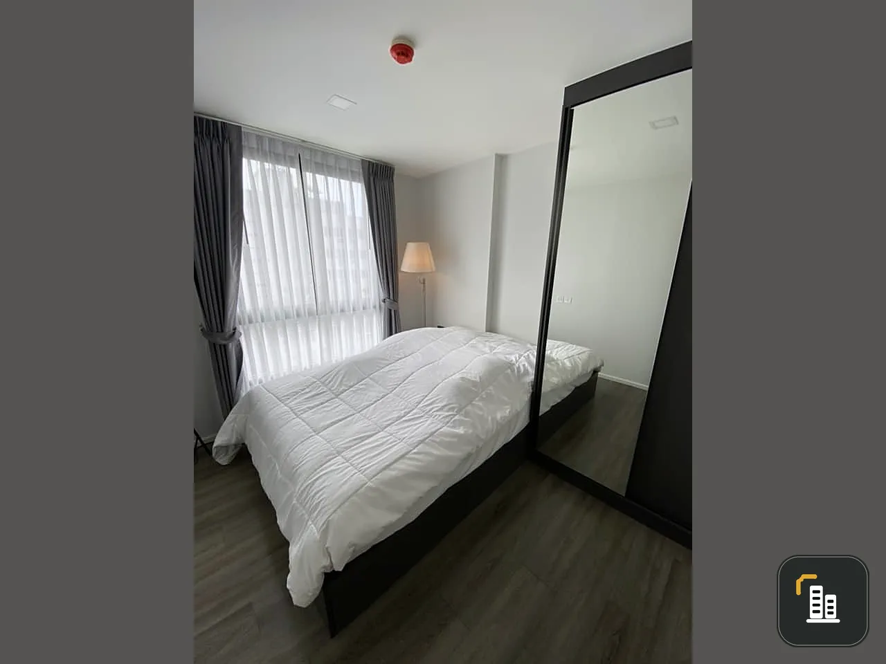 For sale Notting Hill Jatujak Interchange, corner room with privacy, quiet, comes with a great price, hurry and book.
