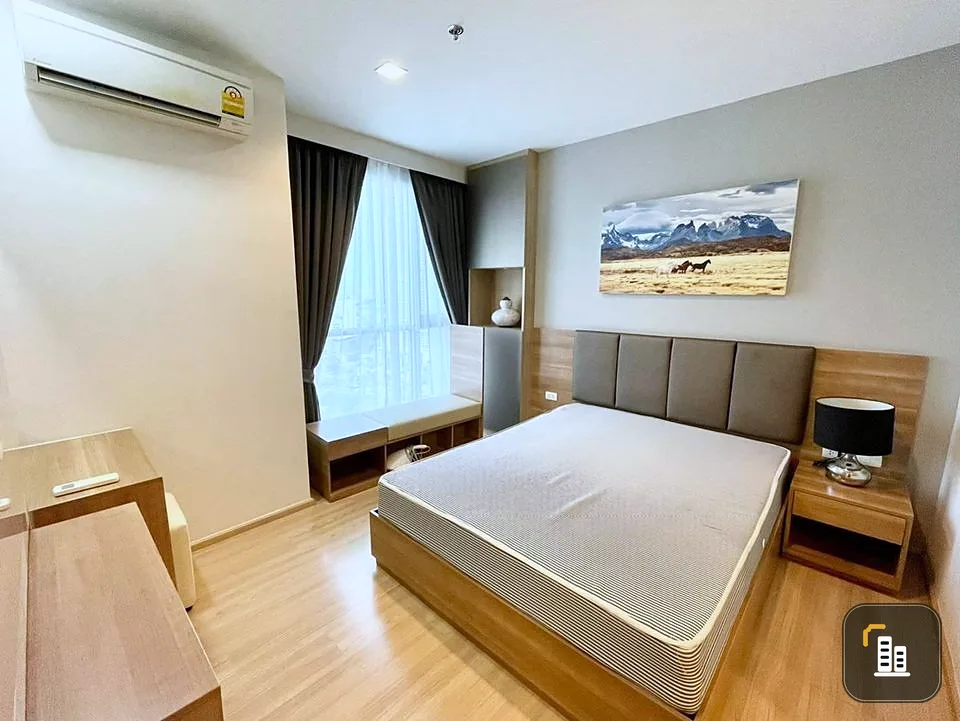 For sale, for rent, Rhythm Sathorn, fully built-in furniture, spacious room, lots of usable space, hurry and book before you miss out.