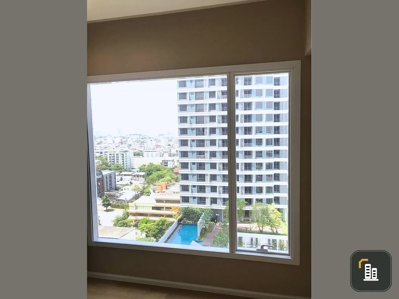 For sale: Condo The Saint Residences, 1 bedroom, 1 bathroom, decorated with premium materials throughout the room, book now.