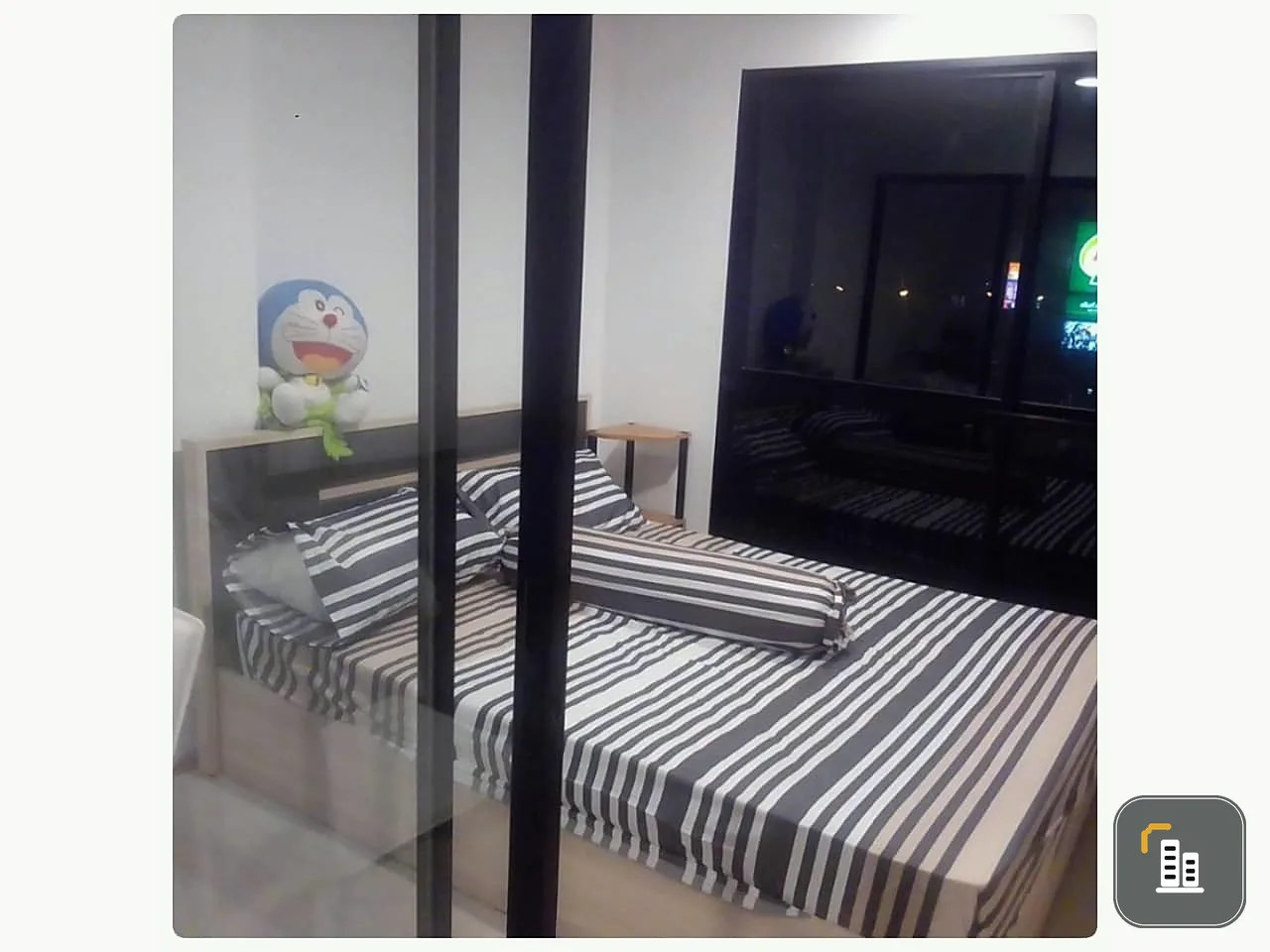 For sale: The Excel Khu Khot, good location, on the main road, near the train station, opposite is a Lotus, next door is a 7-Eleven, reservation requi