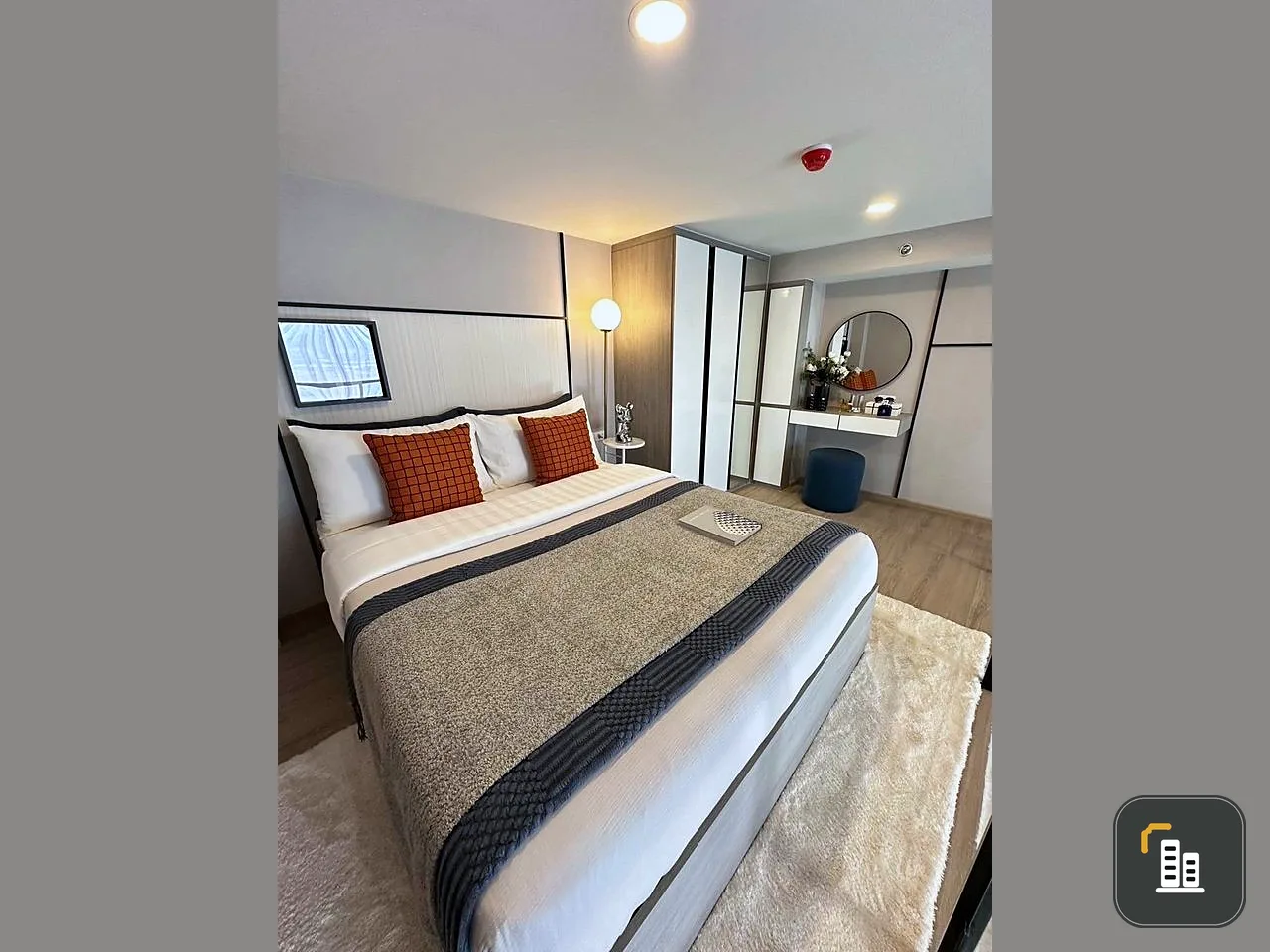 Down payment sale Origin Plug & Play Nonthaburi Station, 23rd floor, good project, nice location, book now, don't miss out.