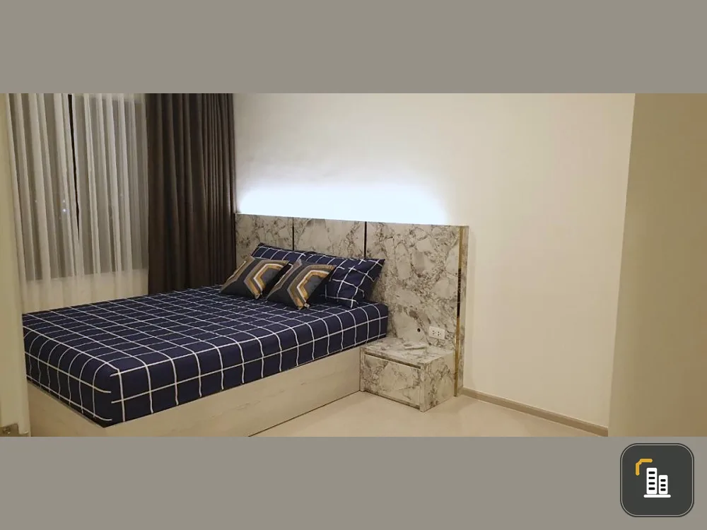 For sale ASPIRE Erawan 2 bedrooms, spacious room, comfortable, comes with complete decorations, interested, hurry and reserve now.