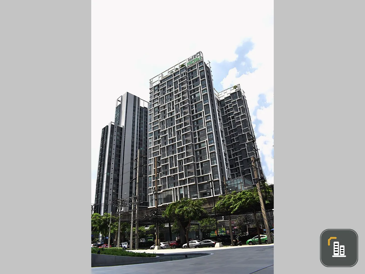 Ideo mobi Rama 9, luxury condo in Rama 9 area. best price in the market Fully furnished, good value, spacious room, urgent