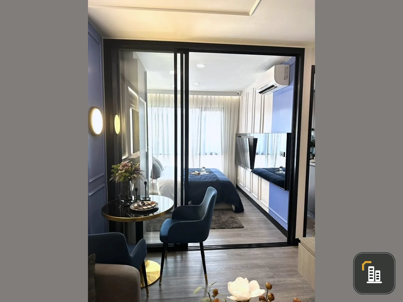 Selling down payment, So Origin Phahonyothin 69 Station, 12th floor, good project, nice location, interested, hurry and reserve now before it's gone.