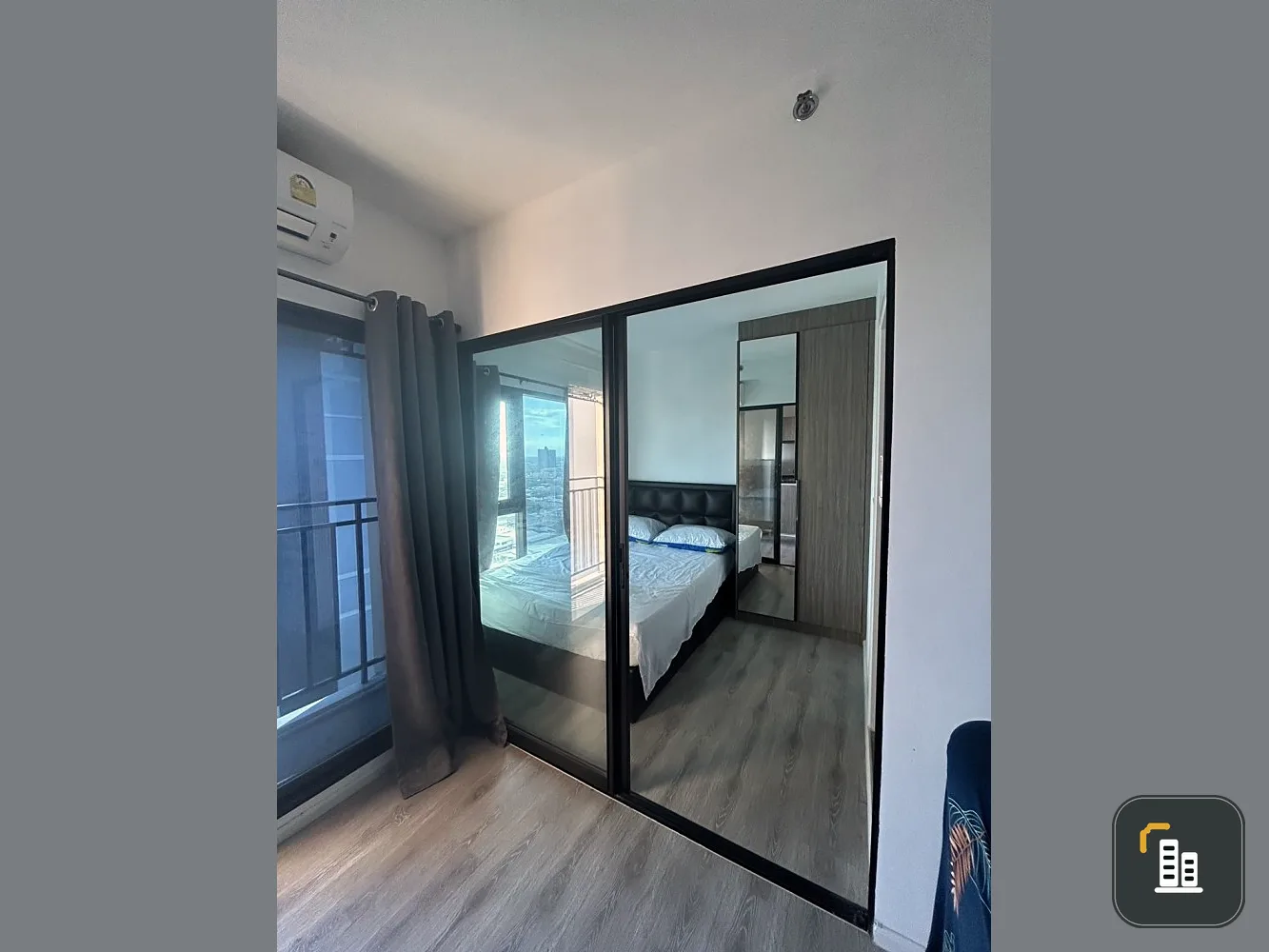 Urgent sale, Kensington Sukhumvit-Theparak condo, 27th floor, Building A, good price, ready to move in, convenient transportation, don't miss it