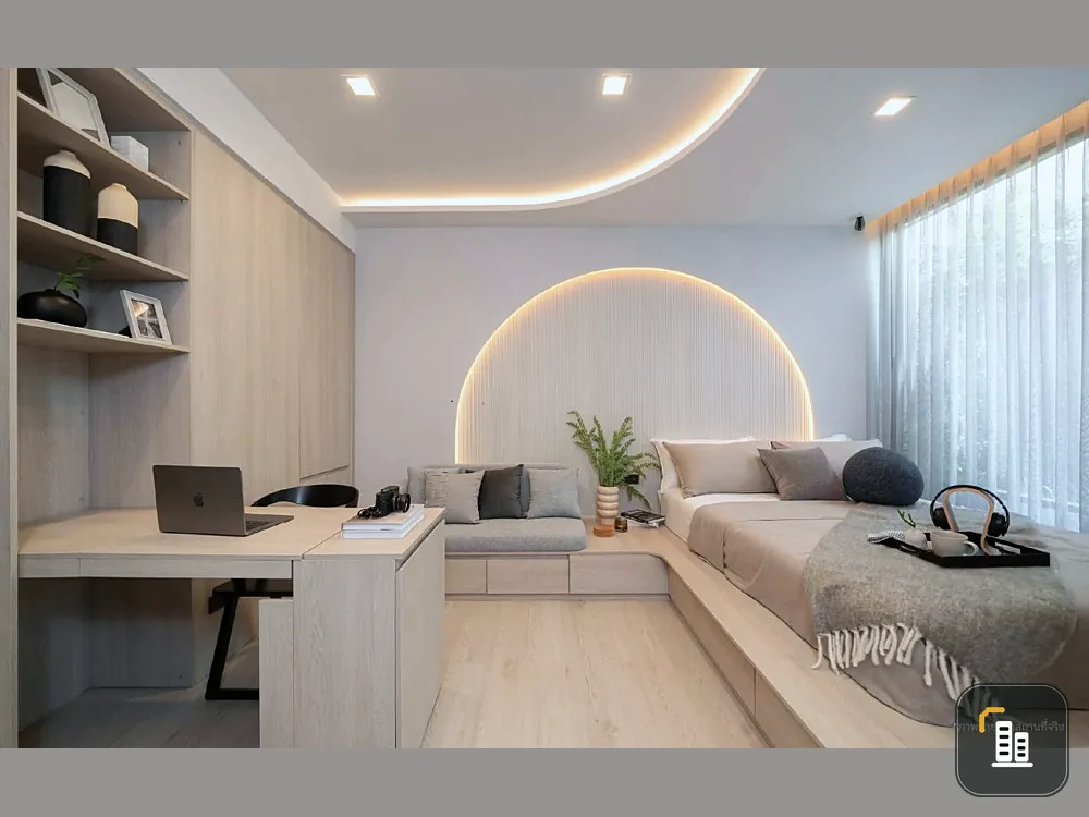 Selling a reservation slip for Reference Sathorn-Wongwian Yai, 23rd floor, studio room, fully furnished, hurry and reserve now!