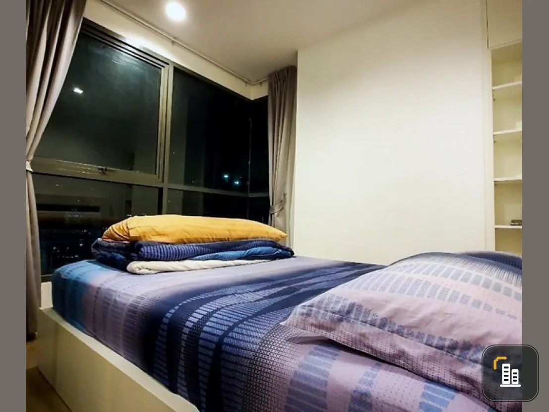 Corner room, 2 bedrooms, fully furnished, fully furnished, good location, built-in, comes with the most convenient location, Ideo Mobi Rama 9.