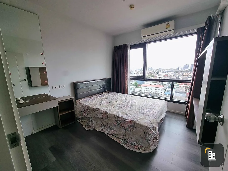 For sale: The Stage Tao Poon Interchange, super chill swimming pool view, fully furnished with built-in furniture from the project, don't miss out!