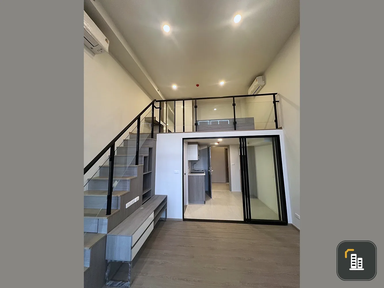 Down payment sale Origin Plug & Play Nonthaburi Station, 31st floor, high floor, good view, hurry and reserve now before it's gone.