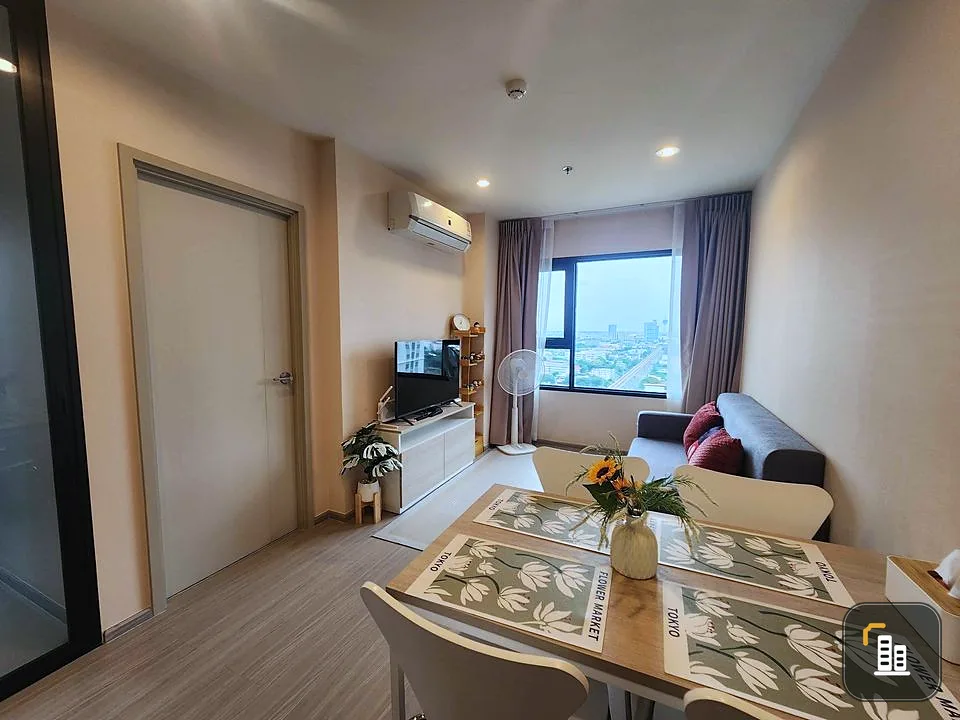 For rent: Aspire Erawan Prime, living room with river bend view - City View Tower, bedroom with city view, great value, complete in one place
