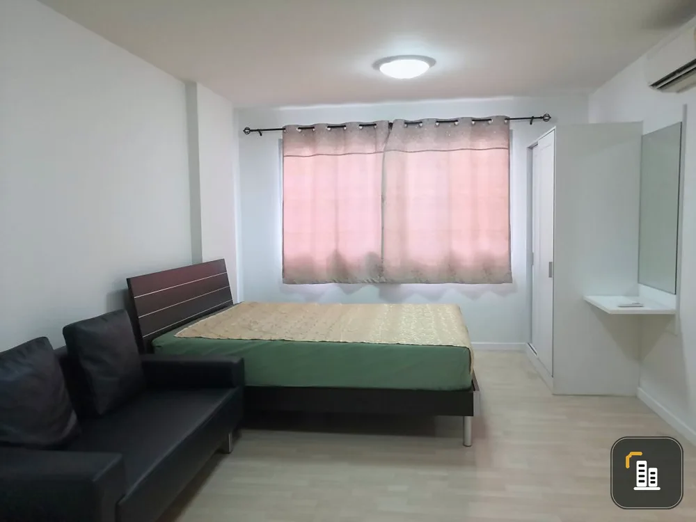 For sale: Dee Condo Ramintra, 4th floor, studio room, fully furnished, ready to be the owner.