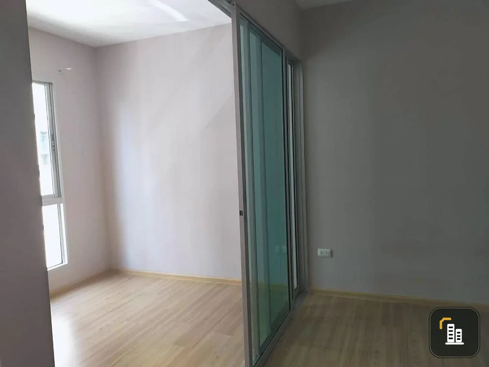 For sale: Plum Condo Chaengwattana Phase 2, Building B, 5th floor, room size 23 sq m., good price, reserve now!