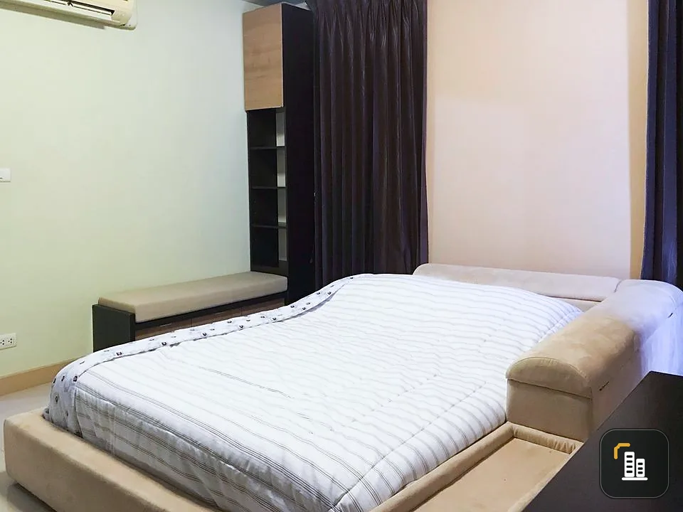 Condo for sale, The Star Condo, 2 bedrooms, 1 bathroom, fully furnished, ready to move in, reserve now, urgently.