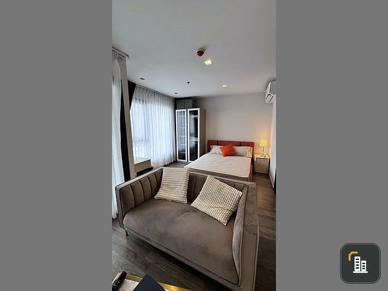 For rent: Life Ladprao Valley, a nice room on the 27th floor with a high view, comes with complete facilities. Book now.
