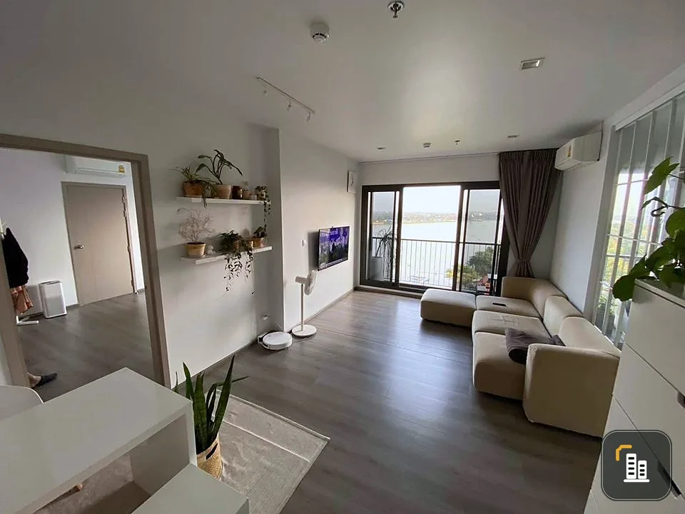 For sale: Politan Aqua Condo, North-facing Combi room, minimalist decoration, fully furnished, ready to move in with your suitcase.