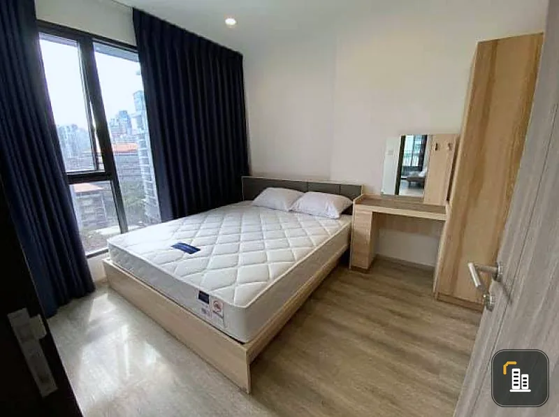 For rent!! Condo Ideo Mobi Asoke, 11th floor, good view, spacious and comfortable room. Let me tell you, don't miss it!!