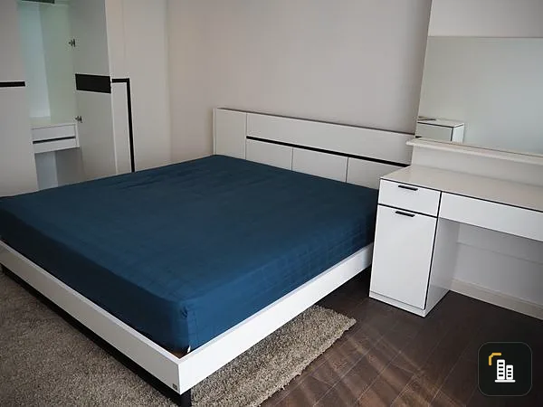 Condo for sale Nara 9, 2 bedrooms, 2 bathrooms, fully furnished, comes with warmth, just bring your bags and come.