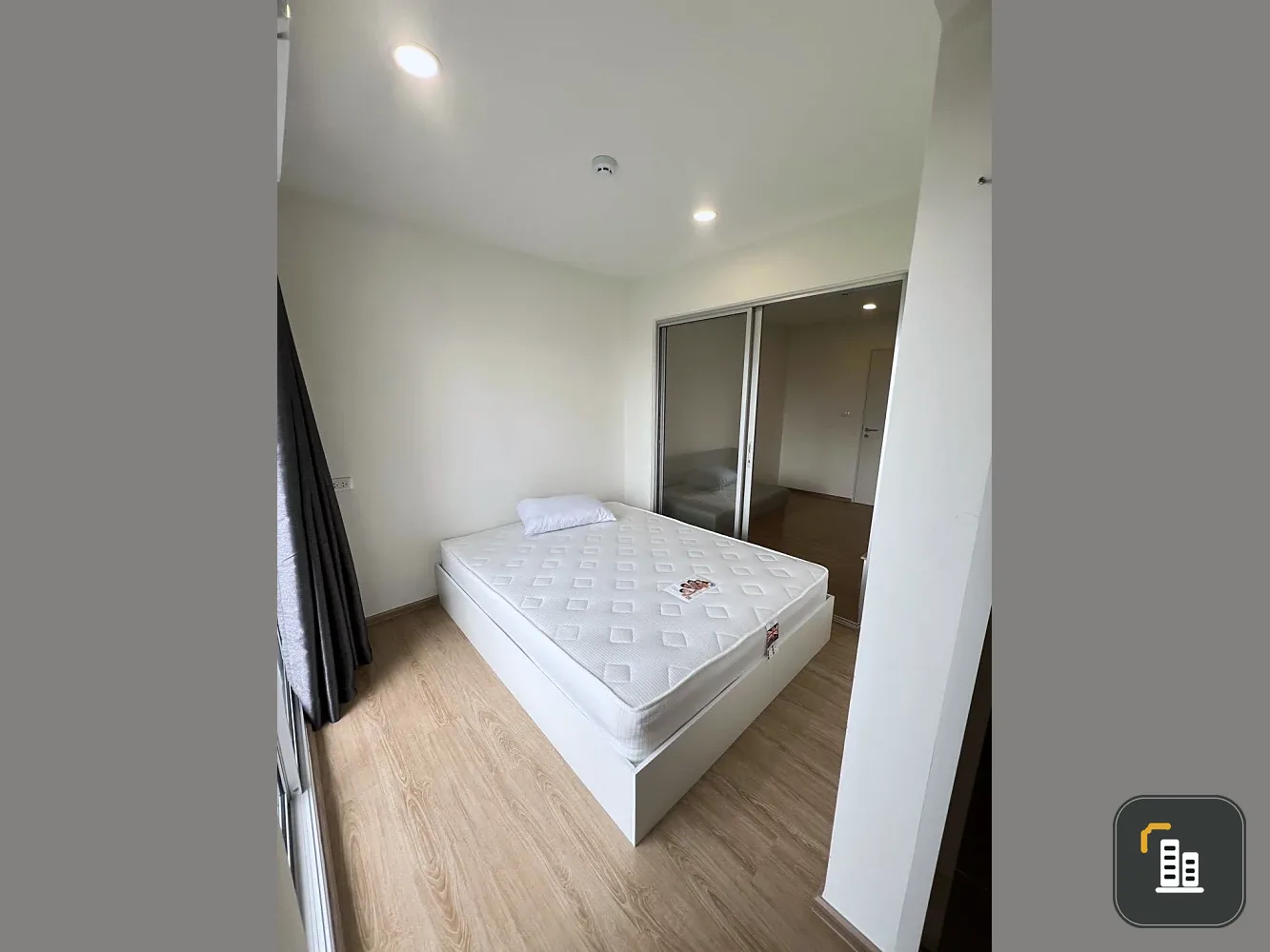 Down payment sale, Sena Eco Town Rangsit Station, private corner room with walk-in closet, great view, reserve now