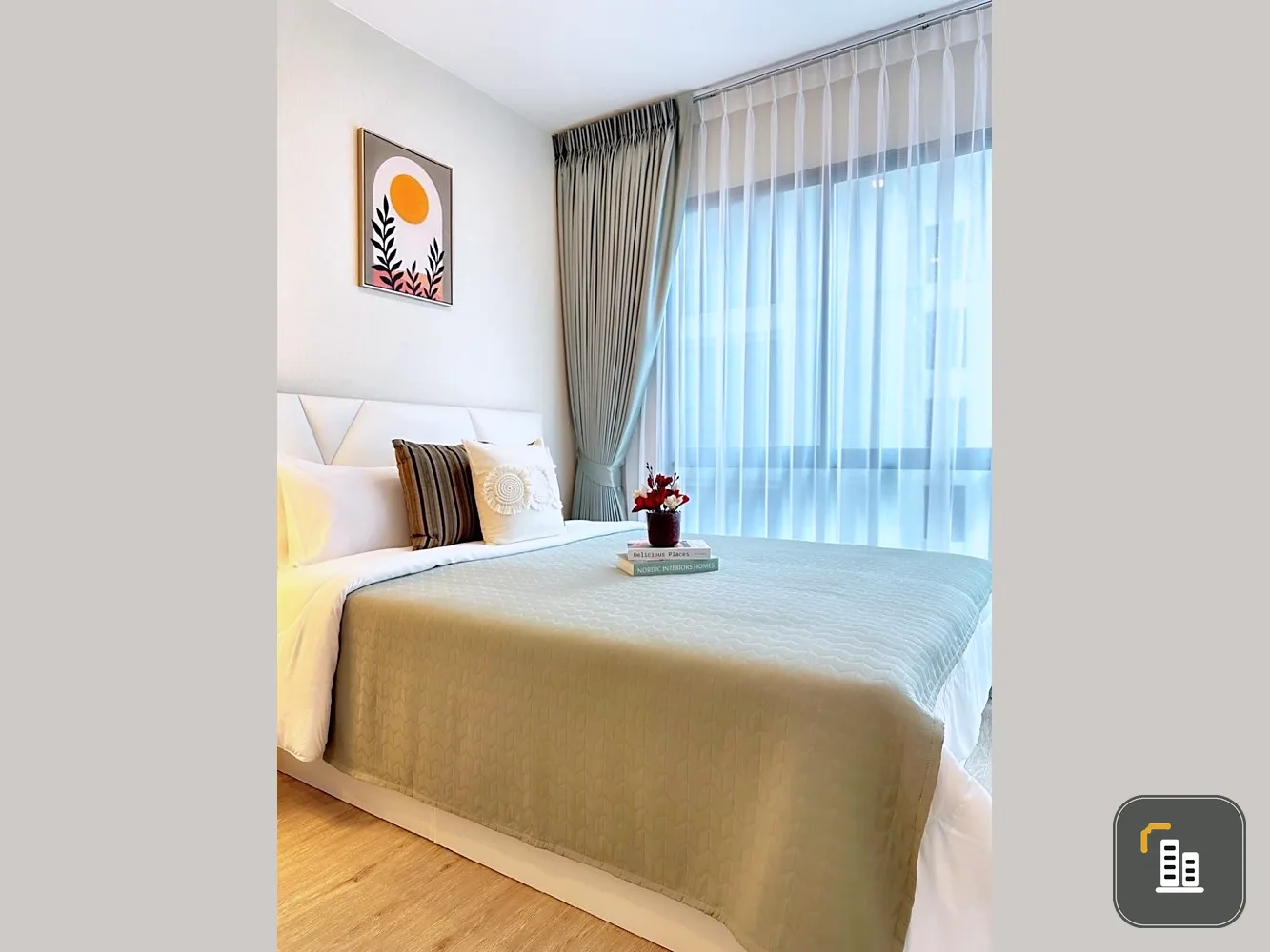 For rent: The Sky Sukhumvit, 4th floor, beautiful room, fully furnished, comfortable to live in, book now before you miss out.