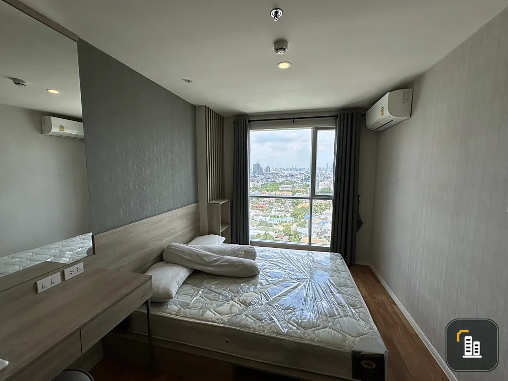 For rent, Lumpini Park Condo, Borommaratchachonnani-Sirindhorn, 21st floor, pool view, Building B, ready to move in, hurry to book now