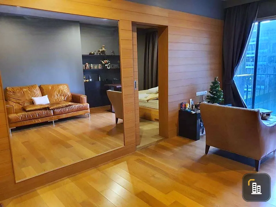 For sale: Hive Taksin, beautiful view, pool view, quiet, not attached to anyone's room, very well built-in, if you don't reserve, you'll really miss o