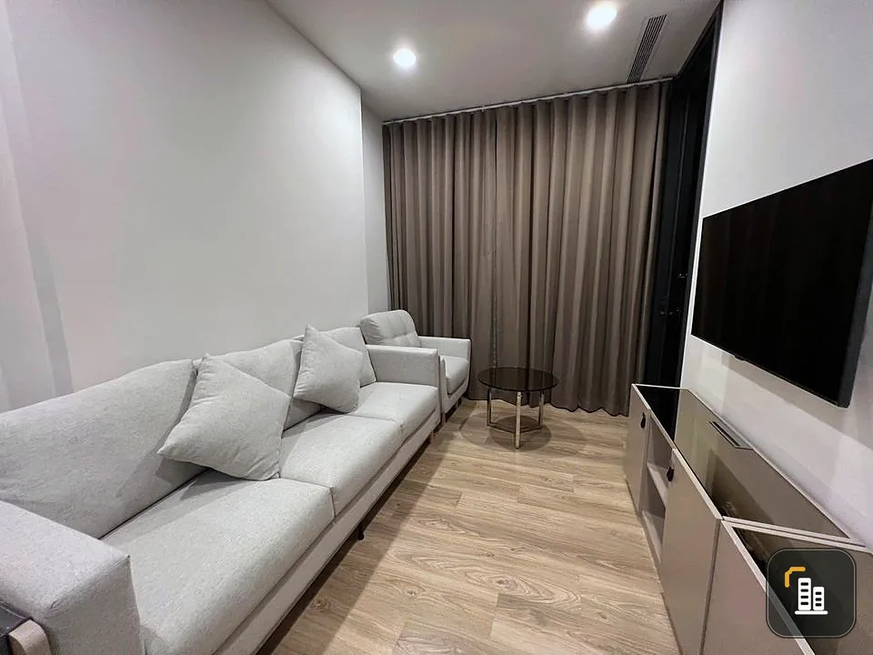For sale, for rent, Oka House Sukhumvit 36, decorated in bright tones, very comfortable to the eyes, high floor, beautiful city view, must book.