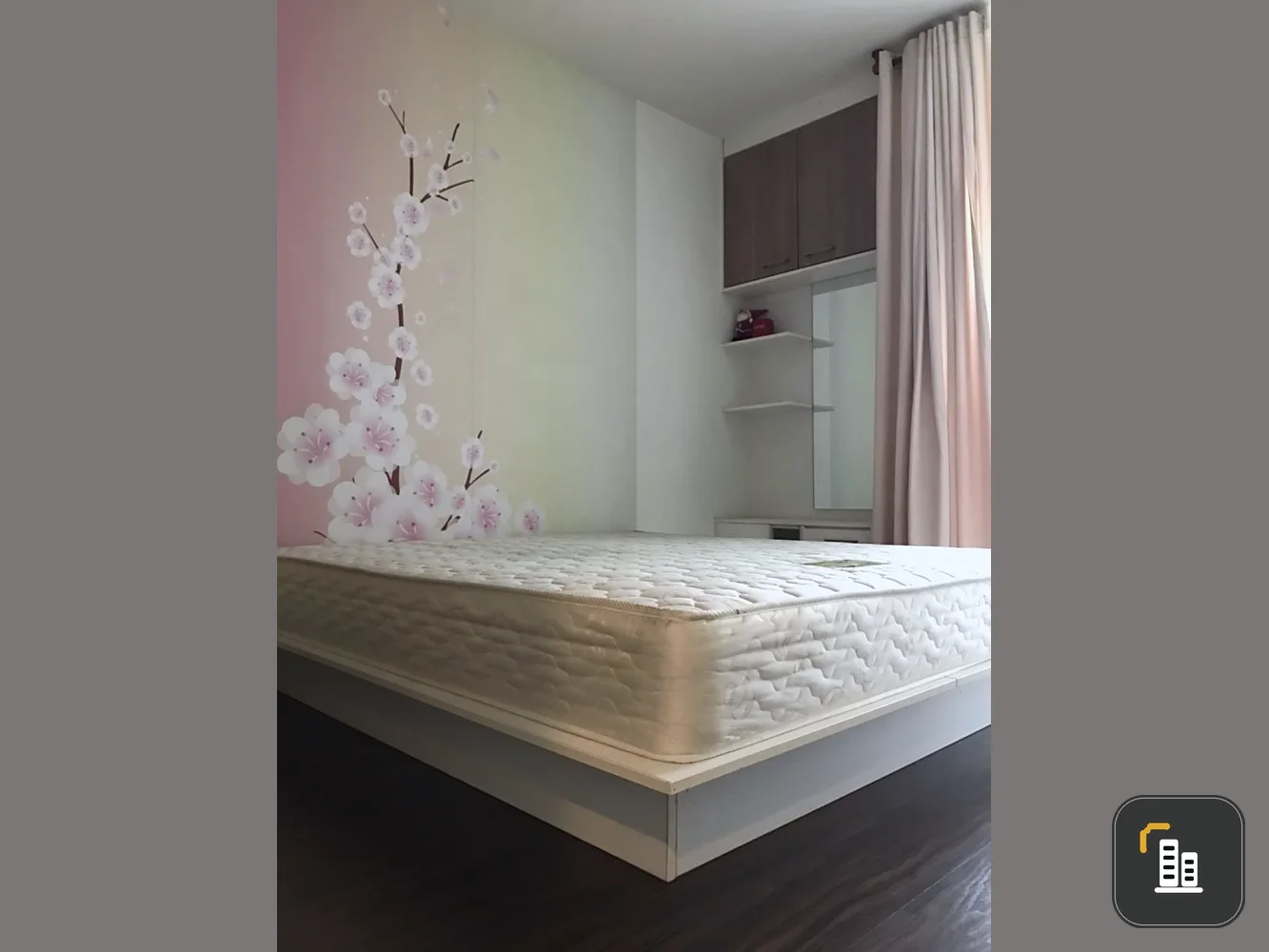 Urgent sale, Condo The Iris Rama 9-Srinakarin, 3rd floor, Building D, fully furnished, ready to move in, good price, hurry to book now