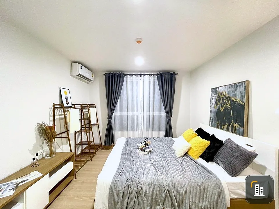For sale: The Niche ID Rama 2, building near the juristic person office, swimming pool, fully furnished. You will regret it if you miss it.