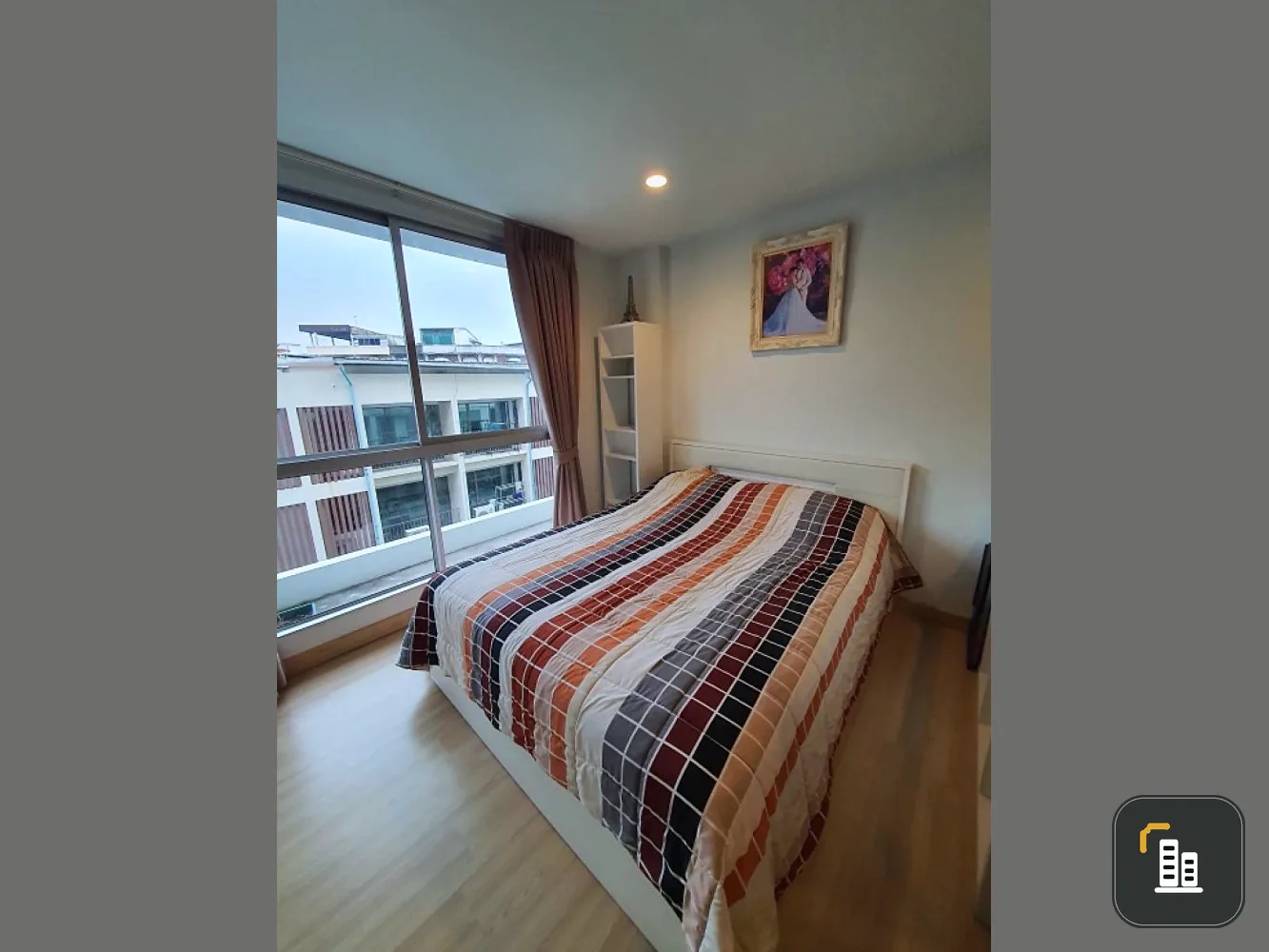 For sale: The Niche ID Lat Phrao 130, 4th floor, fully furnished room, free for the whole room. If interested, hurry and reserve now. Don't wait.