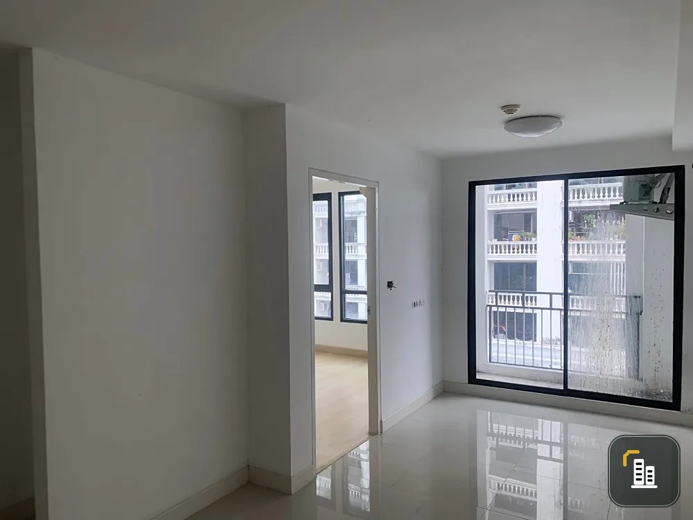 For sale: Lipp Lat Phrao 20, empty room, spacious size, those who like to decorate must not miss out, hurry and reserve before it's gone.