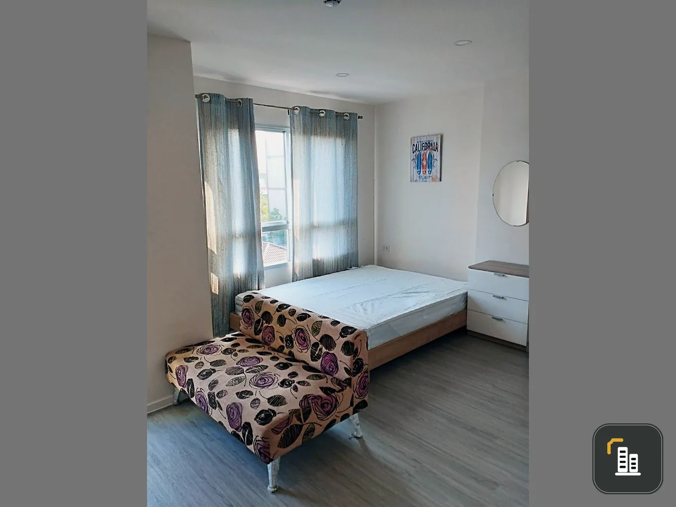 For sale: Lumpini Ville Phra Nang Klao-Riverview, 5th floor, North side, Skytrain view. Interested in owning one? Hurry and reserve now. Urgent!