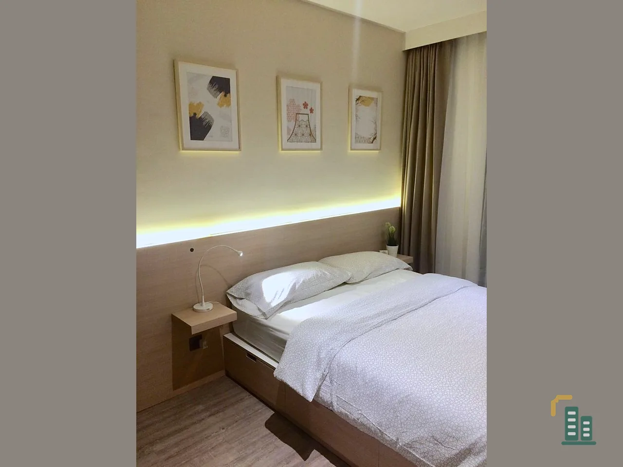 For sale, for rent, Rhythm Ekkamai, fully decorated in a minimalist style, ready to move in, full color and lighting, book now.