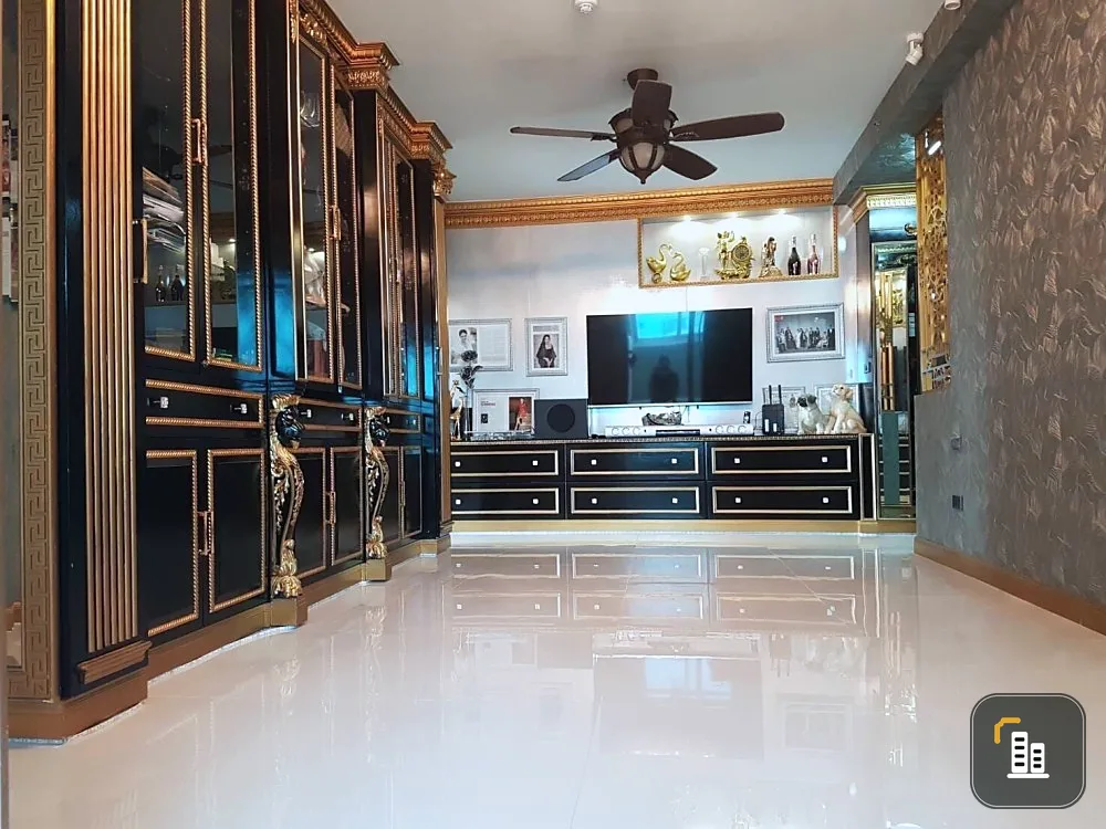Urgent sale Supalai Park Ekkamai 2 bedrooms, nicely decorated, high view, not blocked, ready to reserve now, don't miss out.