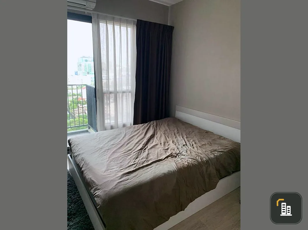 Condolette Midst Rama 9 for rent. Simple and luxurious. Looks expensive but the price is very light. What's better, book now.