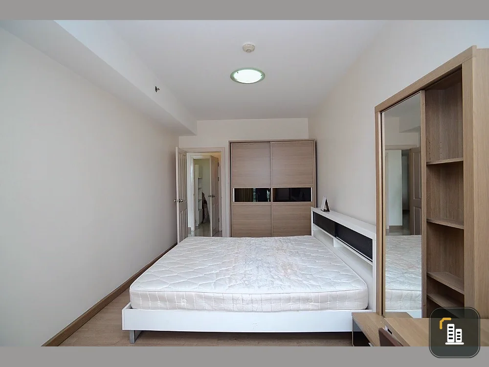 For sale, for rent, Supalai Casa Riva, 10th floor, river view, comes with complete decorations, interested, hurry and reserve now, don't wait.